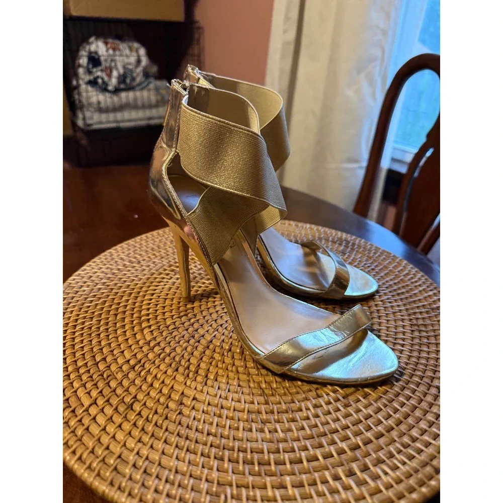 Madeline Girl Womens Metallic Gold Strappy Stiletto Heels Ankle Strap Size 8